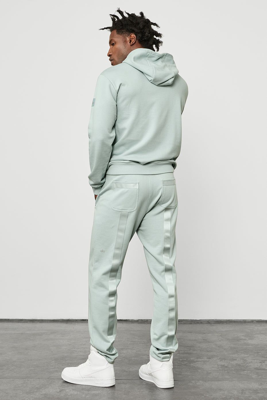 Nomadic Sweatpant - Chalk Blue sold by Alo Yoga product image thumbnail 7