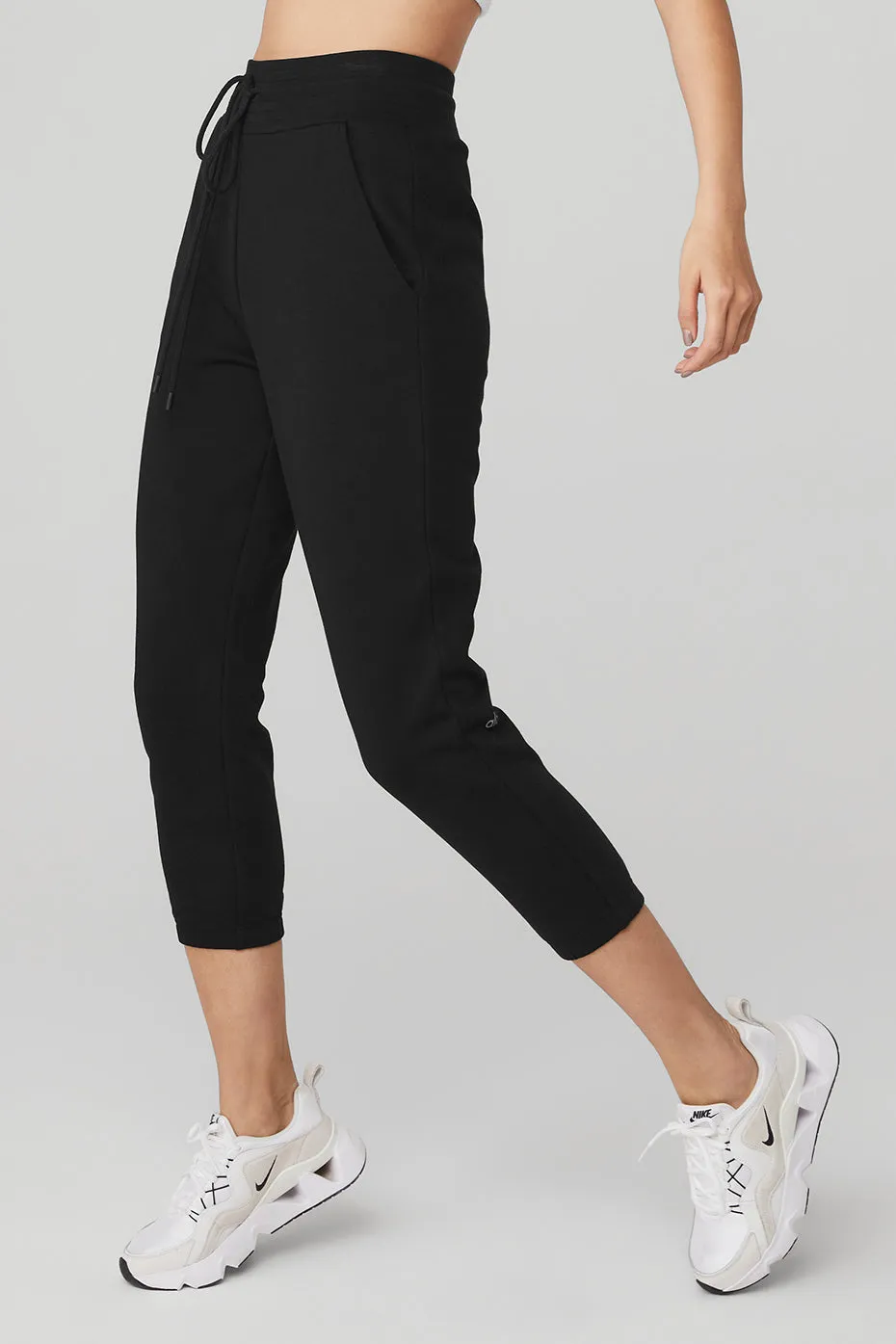 7/8 Easy Sweatpant - Black sold by Alo Yoga product image thumbnail 3