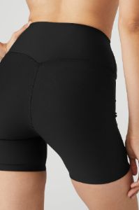 Airlift Intrigue Bra & 5" Airlift Energy Short Set sold by Alo Yoga