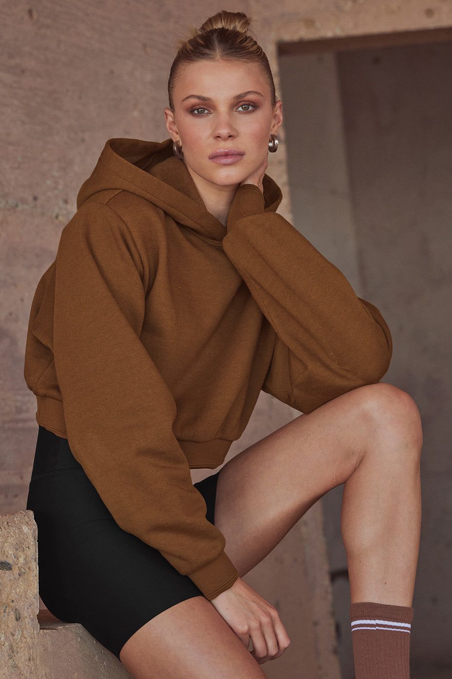 Cropped Headliner Shoulder Pad Hoodie - Cinnamon Brown sold by Alo Yoga product image thumbnail 9