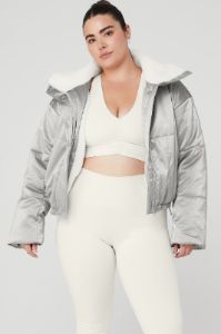 Orion Cropped Puffer - Silver/Ivory sold by Alo Yoga