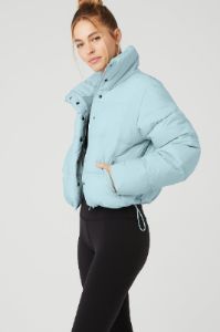 Gold Rush Puffer - Chalk Blue sold by Alo Yoga