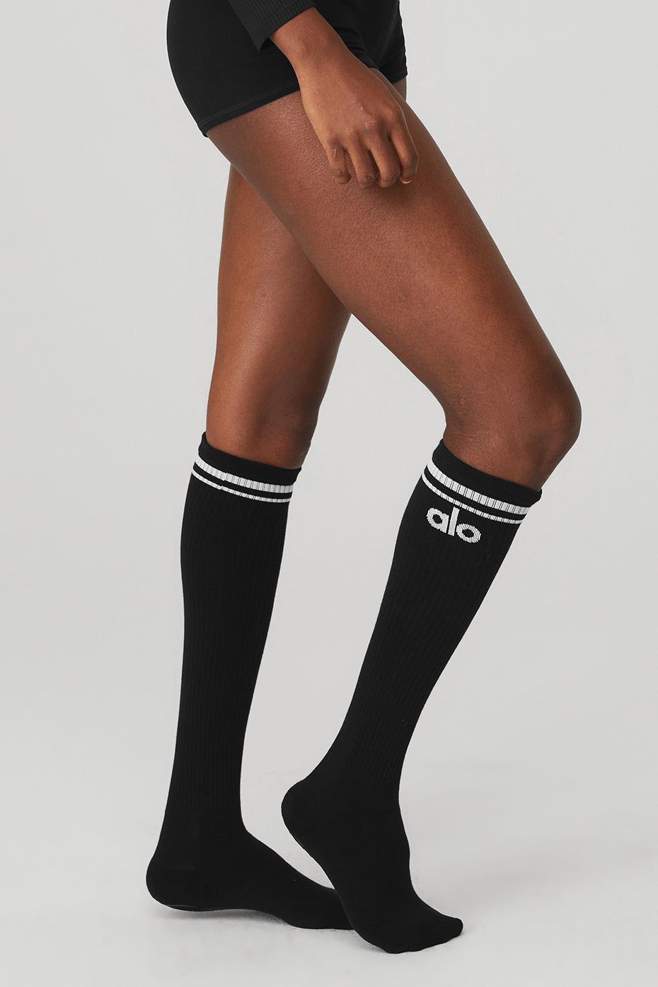 Women's Knee-High Throwback Barre Sock - Black/White | Parallel