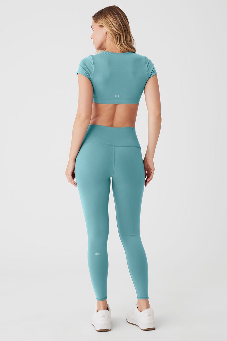 Airbrush Figure Short Sleeve Bra & 7/8 High-Waist Airbrush Legging Set - Teal Agate sold by Alo Yoga product image thumbnail 3