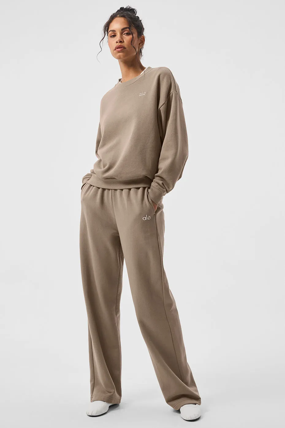 Accolade Straight Leg Sweatpant - Gravel sold by Alo Yoga product image thumbnail 5