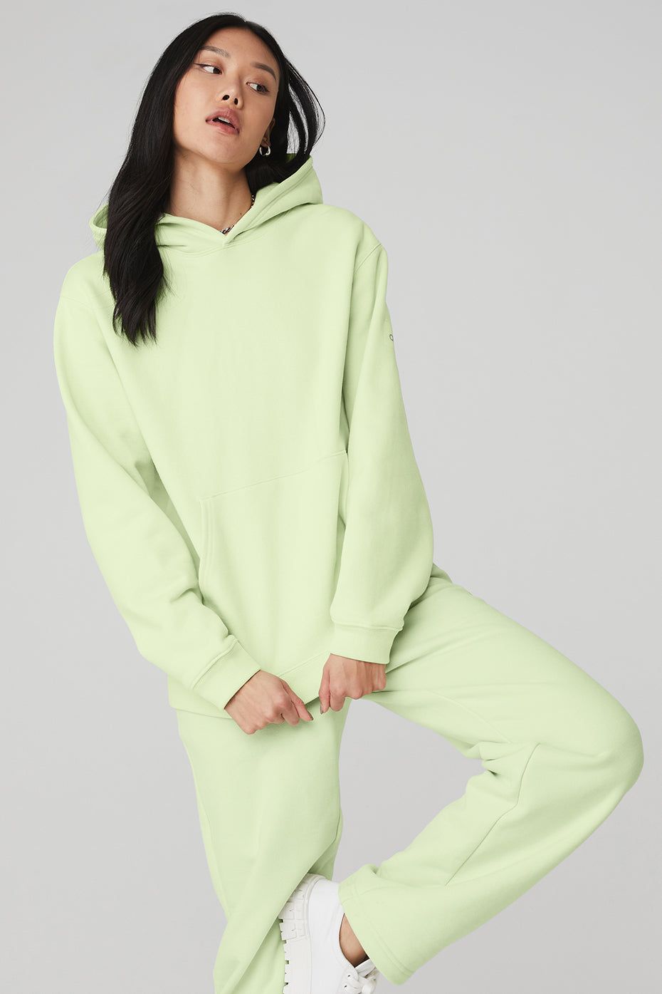Renown Heavy Weight Hoodie - Limelight sold by Alo Yoga