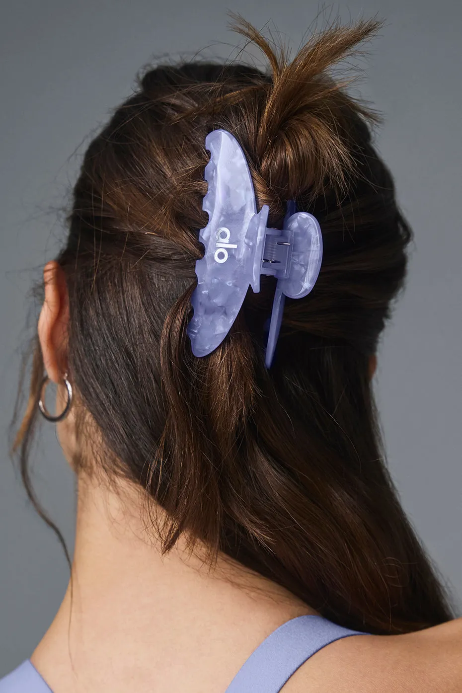 送関込【alo Yoga】 90'S CLAW CLIP ヘア クリップ(4色) 90's Claw Clip - Euphoric Purple Marble | Parallel