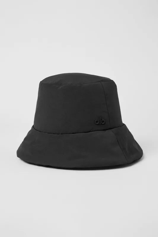 Good Shade Puffer Bucket Hat - Black sold by Alo Yoga
