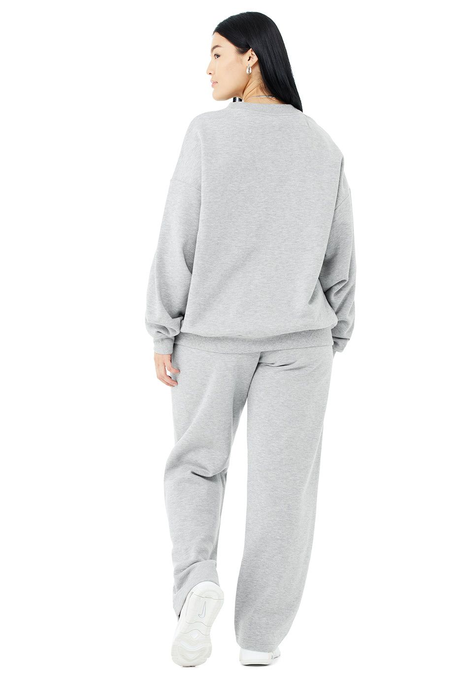 Accolade Crew Neck Pullover & Accolade Straight Leg Sweatpant Set sold by Alo Yoga product image thumbnail 15