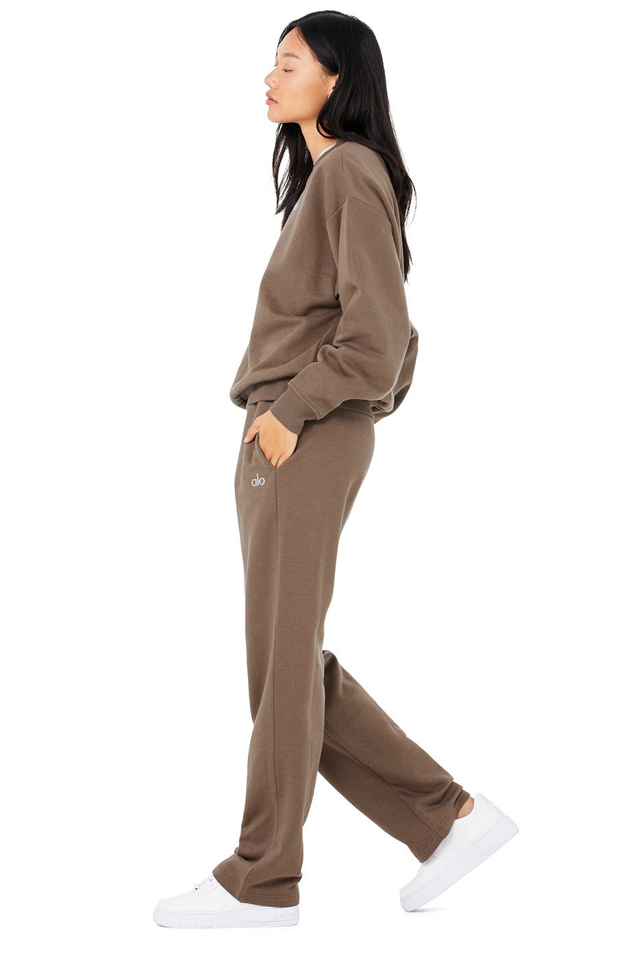 Accolade Crew Neck Pullover & Accolade Straight Leg Sweatpant Set sold by Alo Yoga product image thumbnail 18