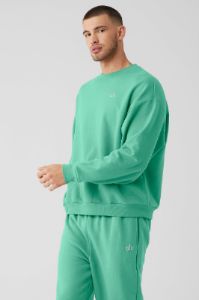 Accolade Crew Neck Pullover - Lettuce sold by Alo Yoga