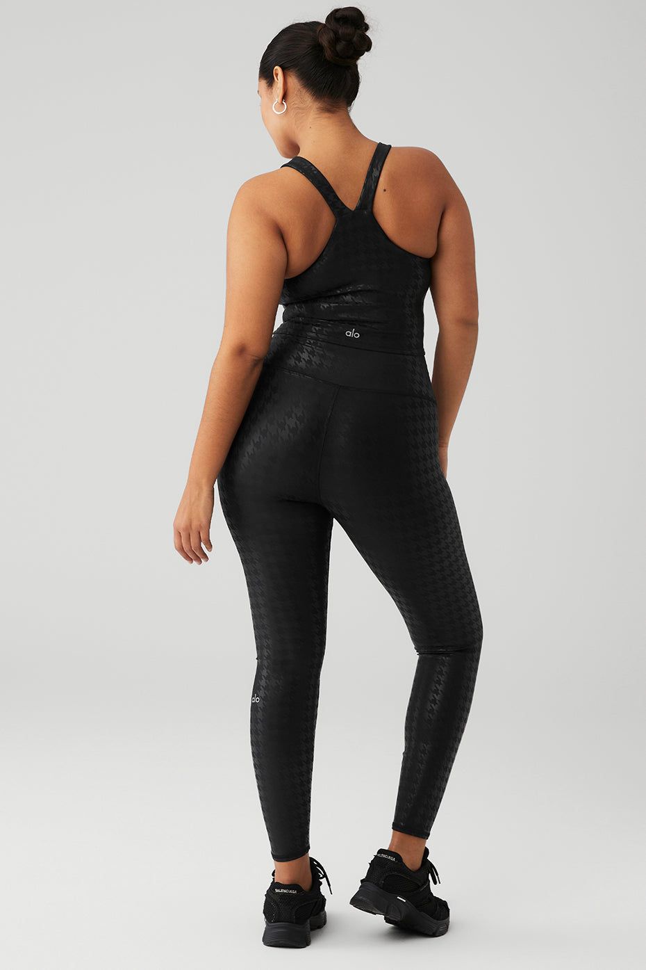 Airlift Glimmer Houndstooth Real Bra Tank & Airlift High-Waist Glimmer Houndstooth Legging Set sold by Alo Yoga product image thumbnail 6