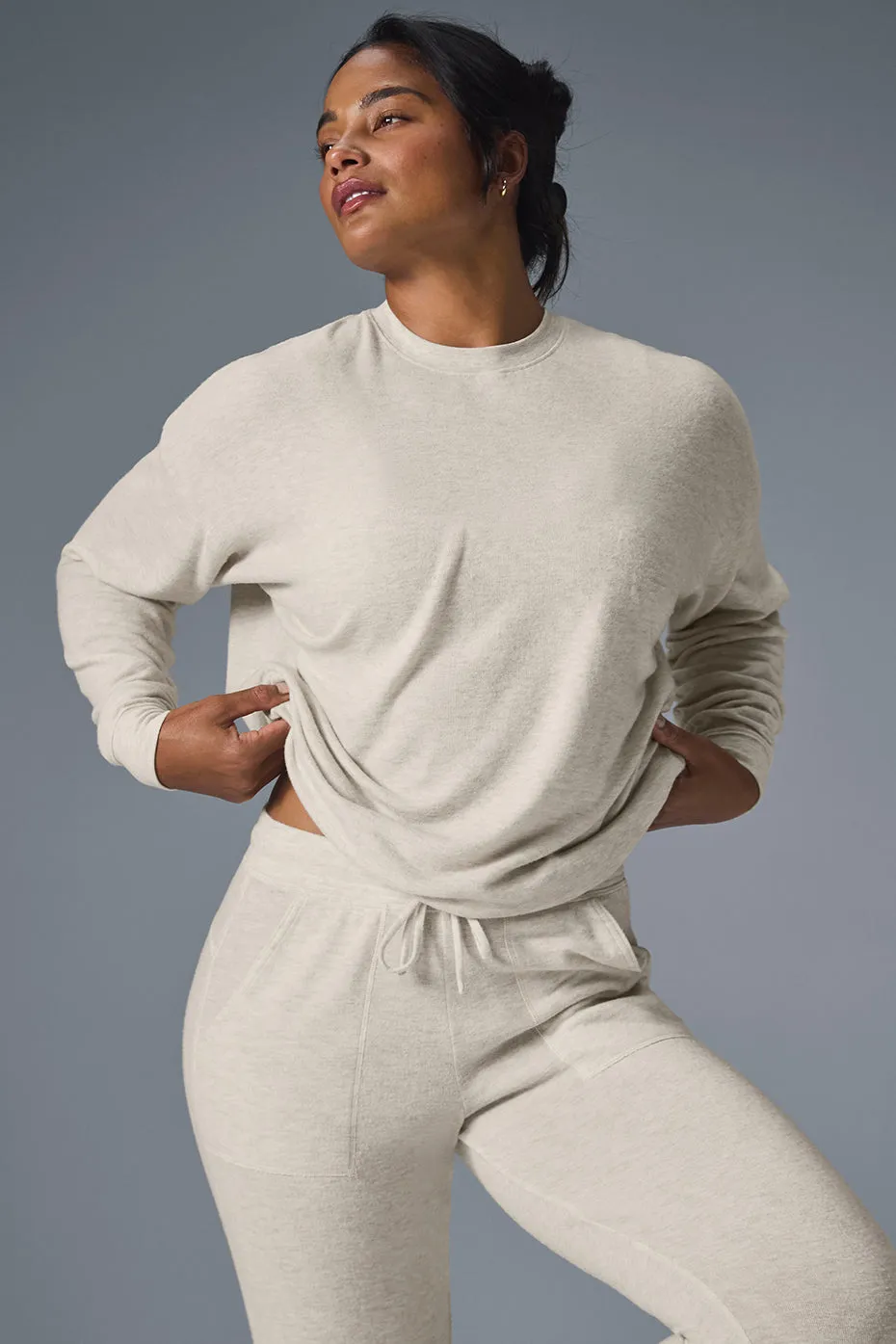 Soho Pullover - Oatmeal Heather sold by Alo Yoga product image thumbnail 4