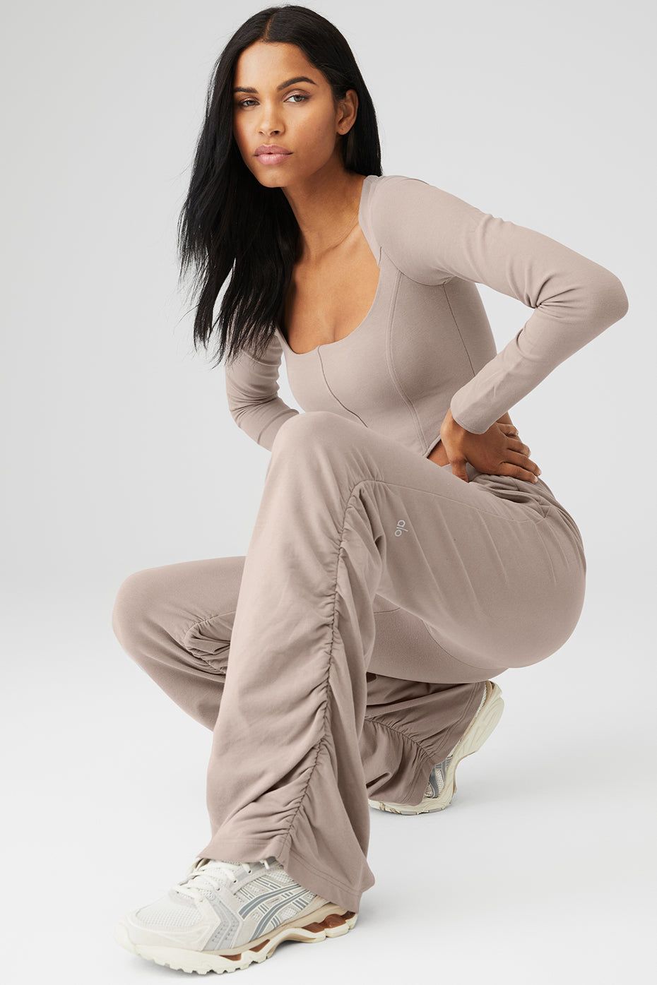 Soft Sculpt Long Sleeve & Ruched Soft Sculpt Pant Set - Taupe sold by Alo Yoga product image thumbnail 4