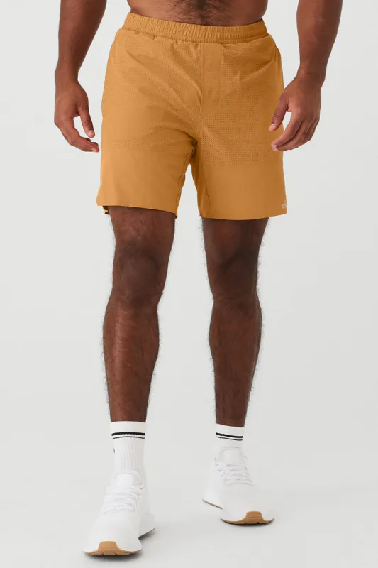 7'' Traction Short - Toffee sold by Alo Yoga