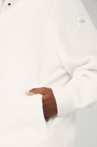 Micro Sherpa Envy Shacket - Ivory sold by Alo Yoga