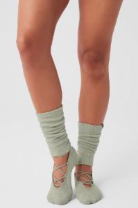 【ALO Yoga】WOMEN'S STRAPPY SIREN GRIP SOCK Women's Strappy Siren Grip Sock - Black | ALO