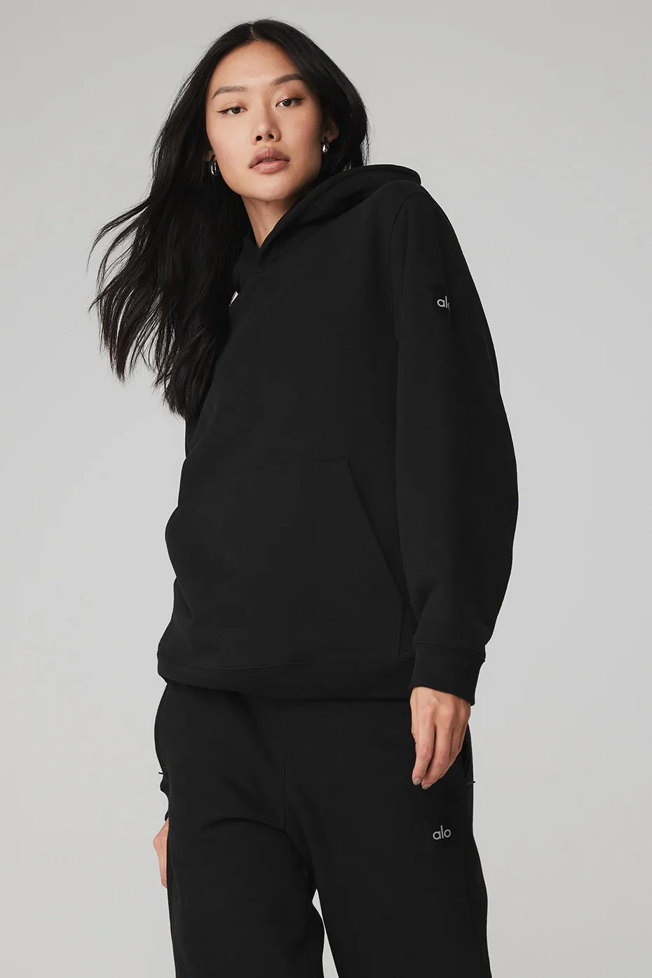 Renown Heavy Weight Hoodie - Black sold by Alo Yoga