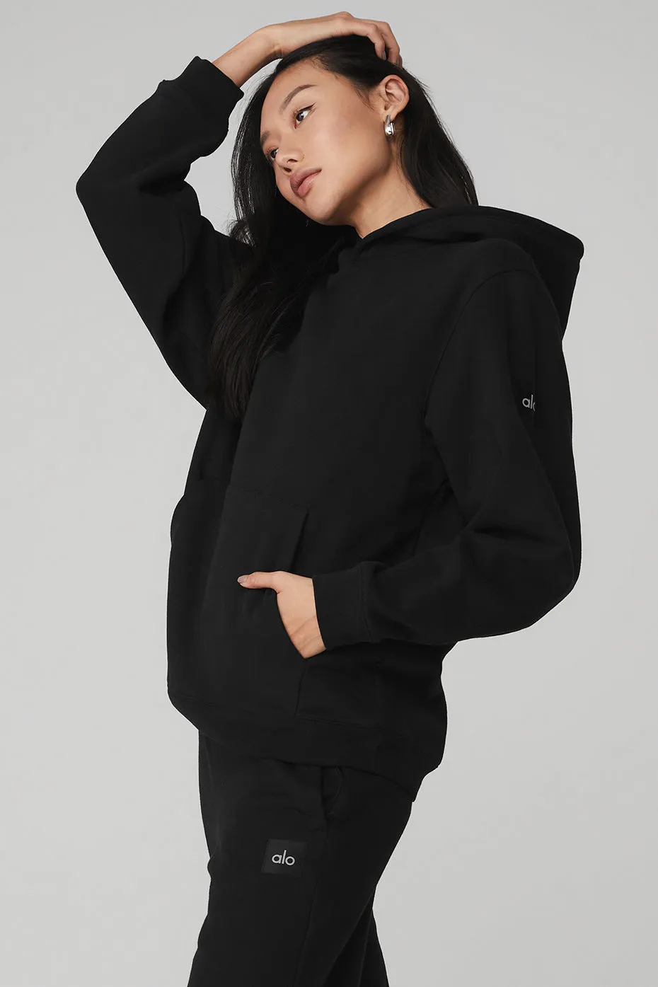 Renown Heavy Weight Hoodie - Black sold by Alo Yoga product image thumbnail 3