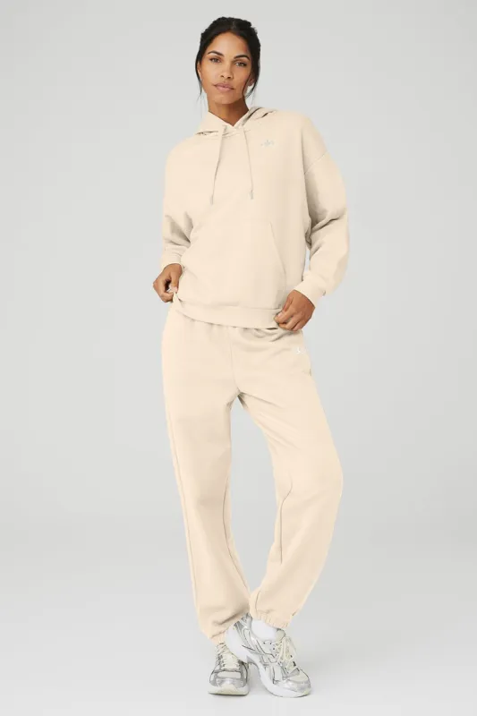 Accolade Hoodie & Accolade Sweatpant Set - Macadamia sold by Alo Yoga