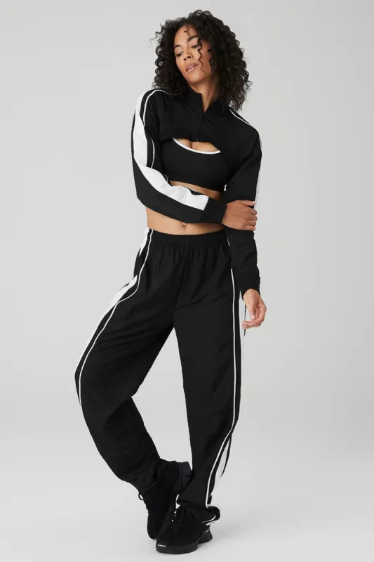 Racetrack Shrug & Racetrack Pant Set - Black/White sold by Alo Yoga