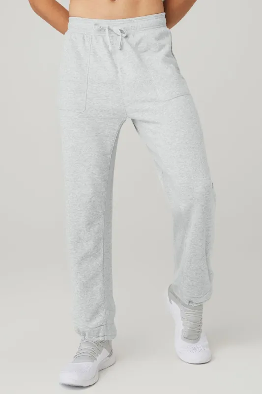 The Qualifier Pant - Athletic Heather Grey sold by Alo Yoga