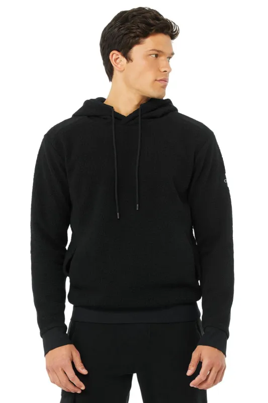 Unisex Sherpa - Black sold by Alo Yoga
