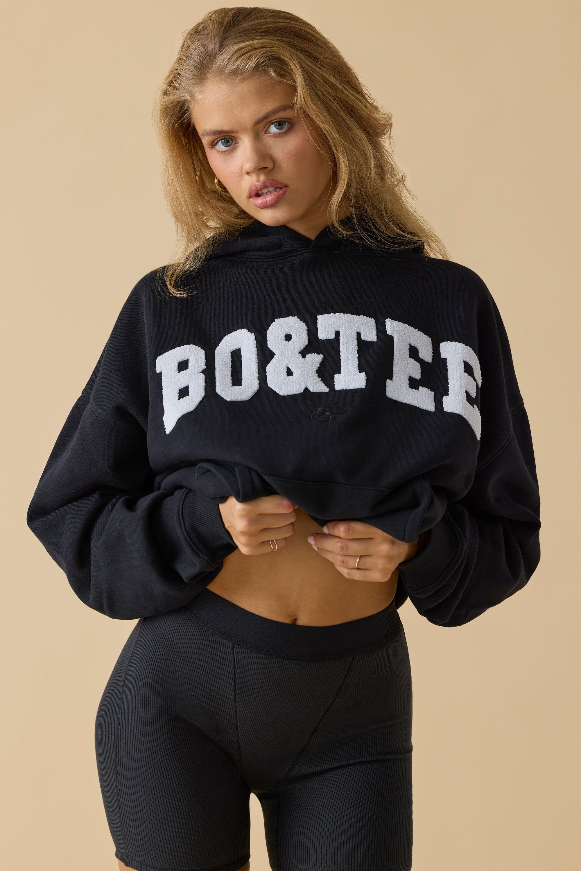 Comfort - Oversized Hooded Sweatshirt in Black sold by Bo + Tee product image thumbnail 7