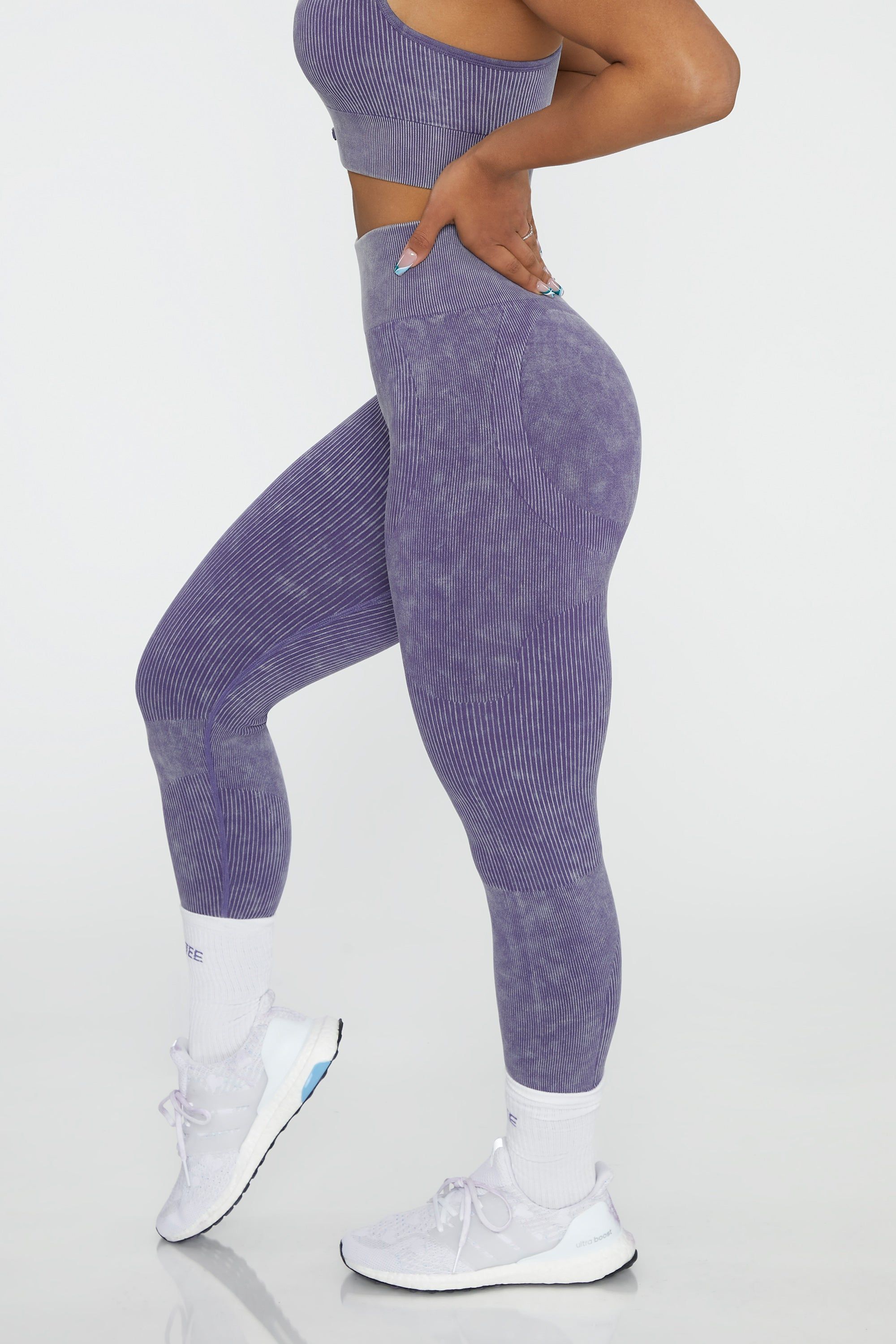 Sprinter - Leggings in Violet sold by Bo + Tee product image thumbnail 4