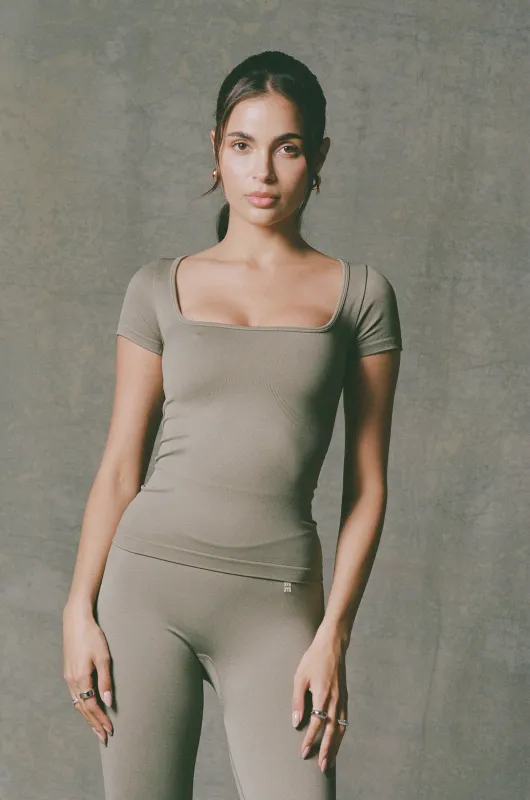 Super Sculpt Seamless T-Shirt in Light Green made by Bo + Tee