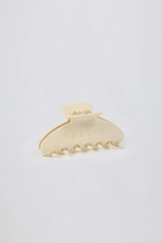 Medium Claw Clip in Soft White sold by Bo + Tee