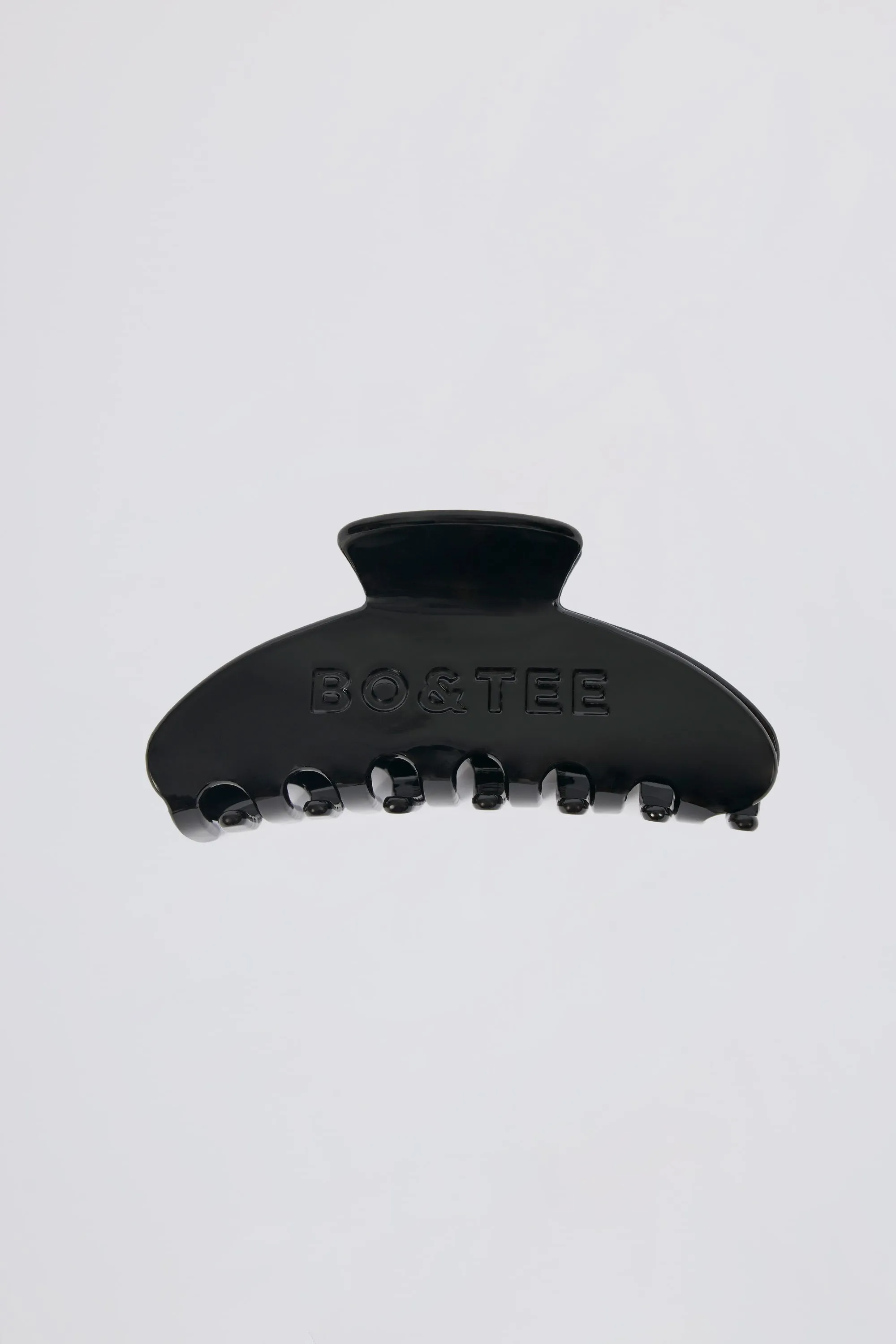 Medium Claw Clip in Black sold by Bo + Tee product image thumbnail 4