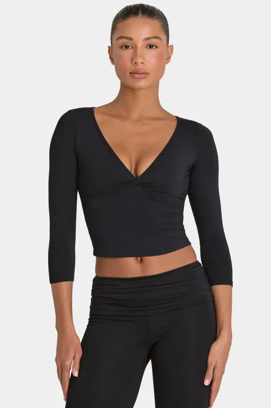 ButterCloud™ Top in Black made by Bo + Tee