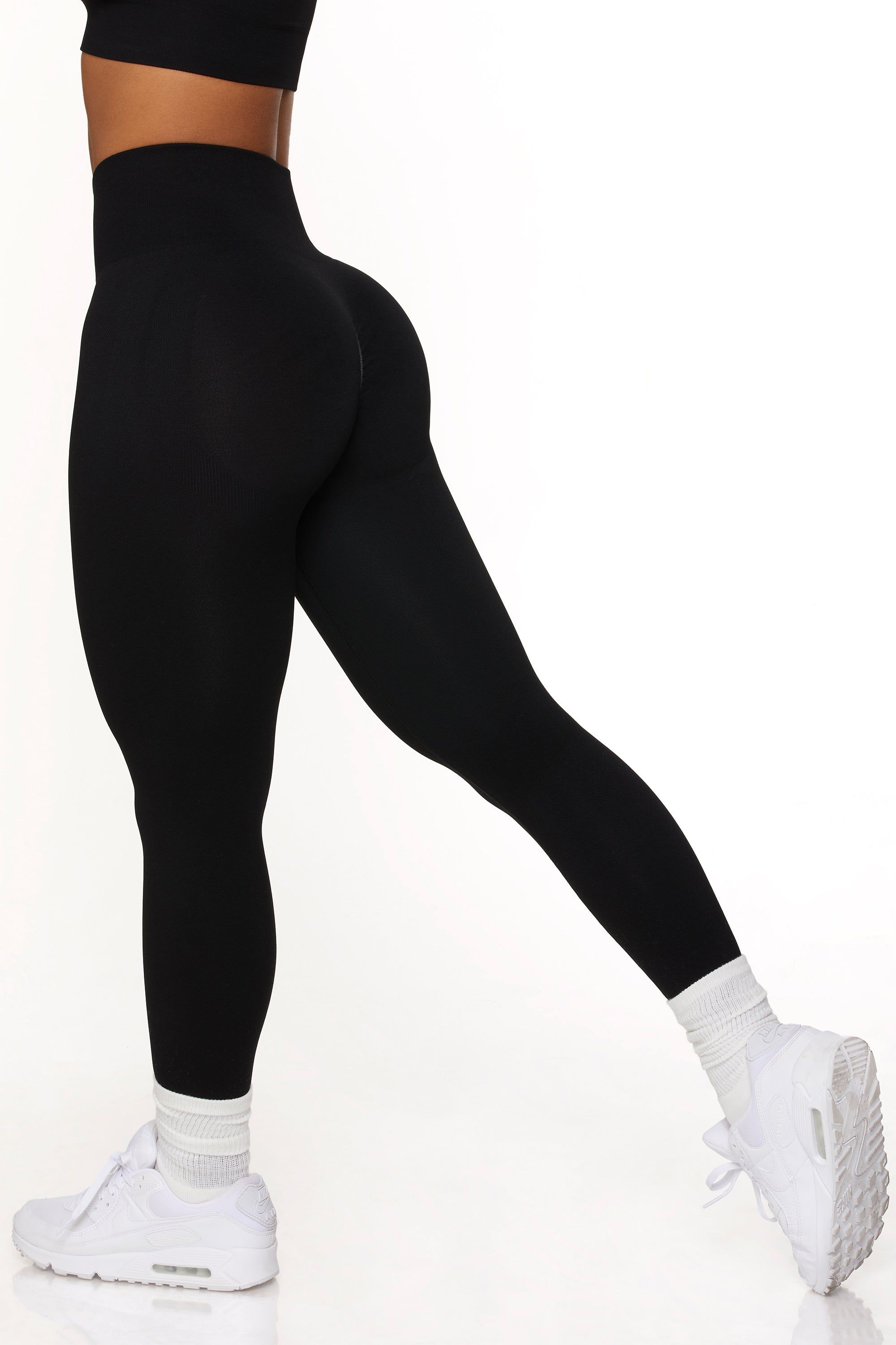 Energy - Full Length Seamless Leggings in Black sold by Bo + Tee product image thumbnail 2