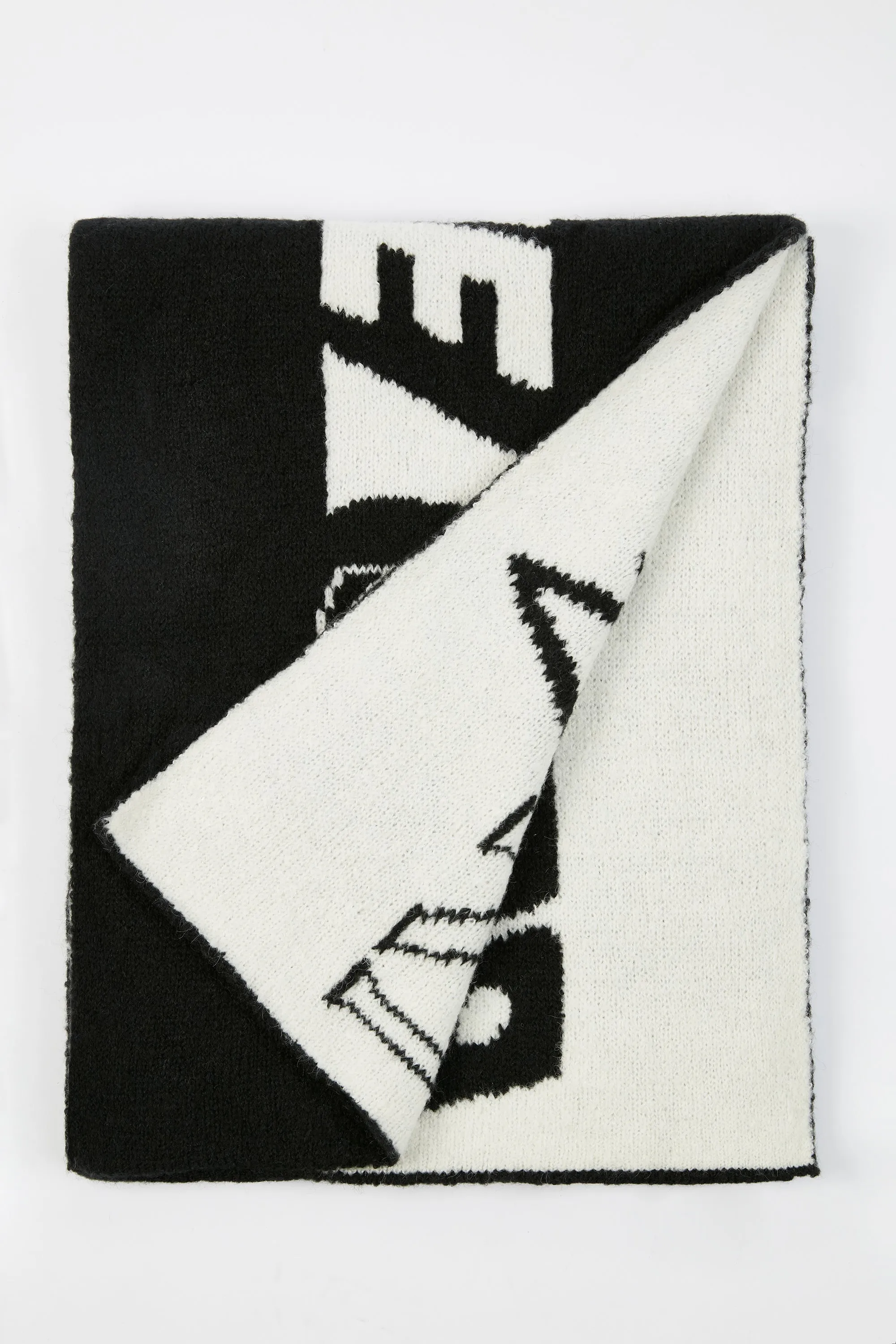 Oversized Chunky Knit Scarf in Black sold by Bo + Tee product image thumbnail 5