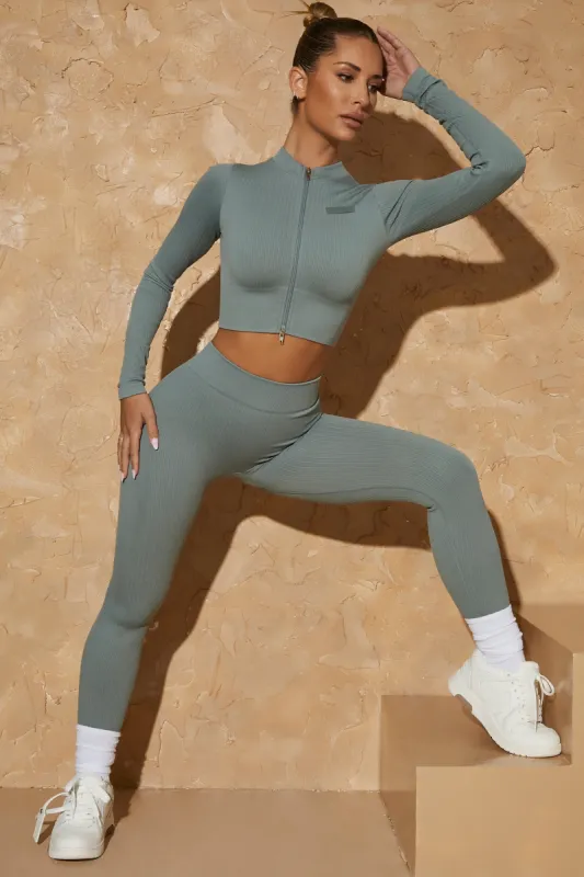 In Training Petite - Leggings - Lead Blue made by Bo + Tee