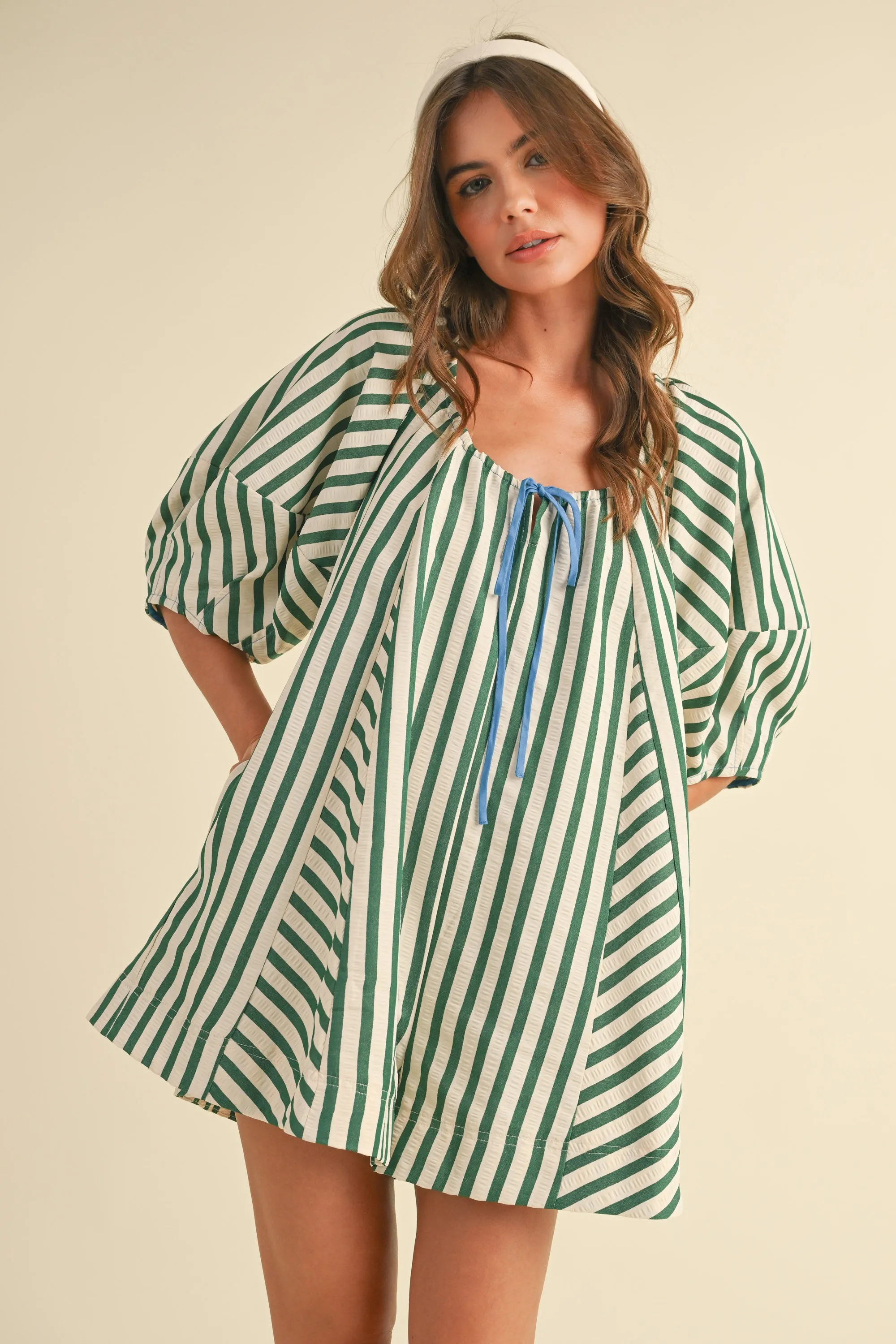 Free Stripe Puff Sleeve Relaxed Fit Romper sold by Evercado product image thumbnail 4