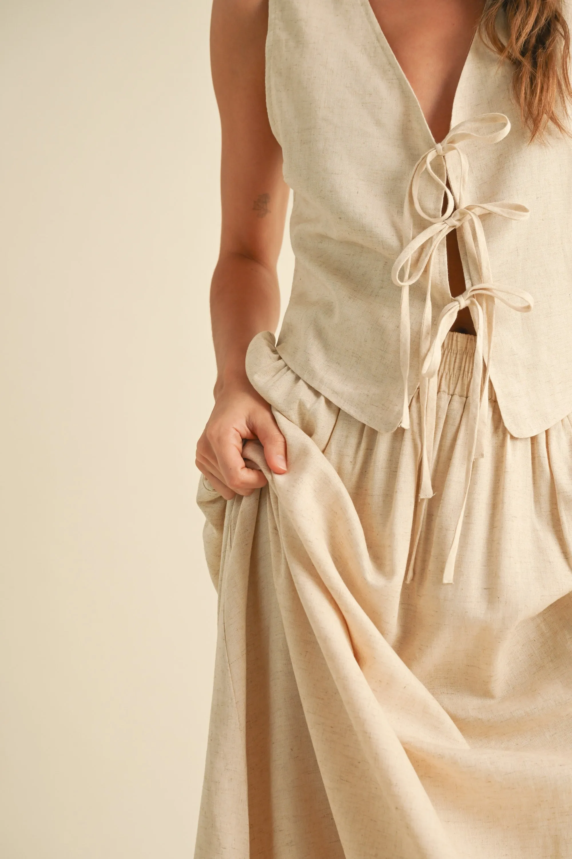 Linen Tie Front Vest sold by Evercado product image thumbnail 2