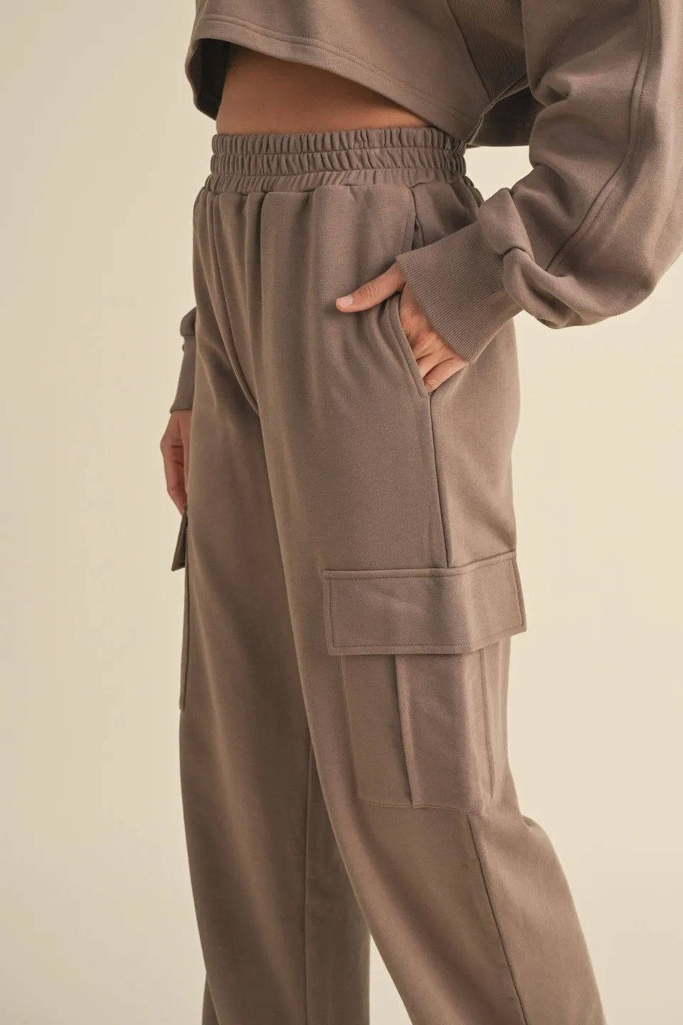Oversized Crop Sweatshirt and Cargo Sweatpants Set sold by Evercado product image thumbnail 4