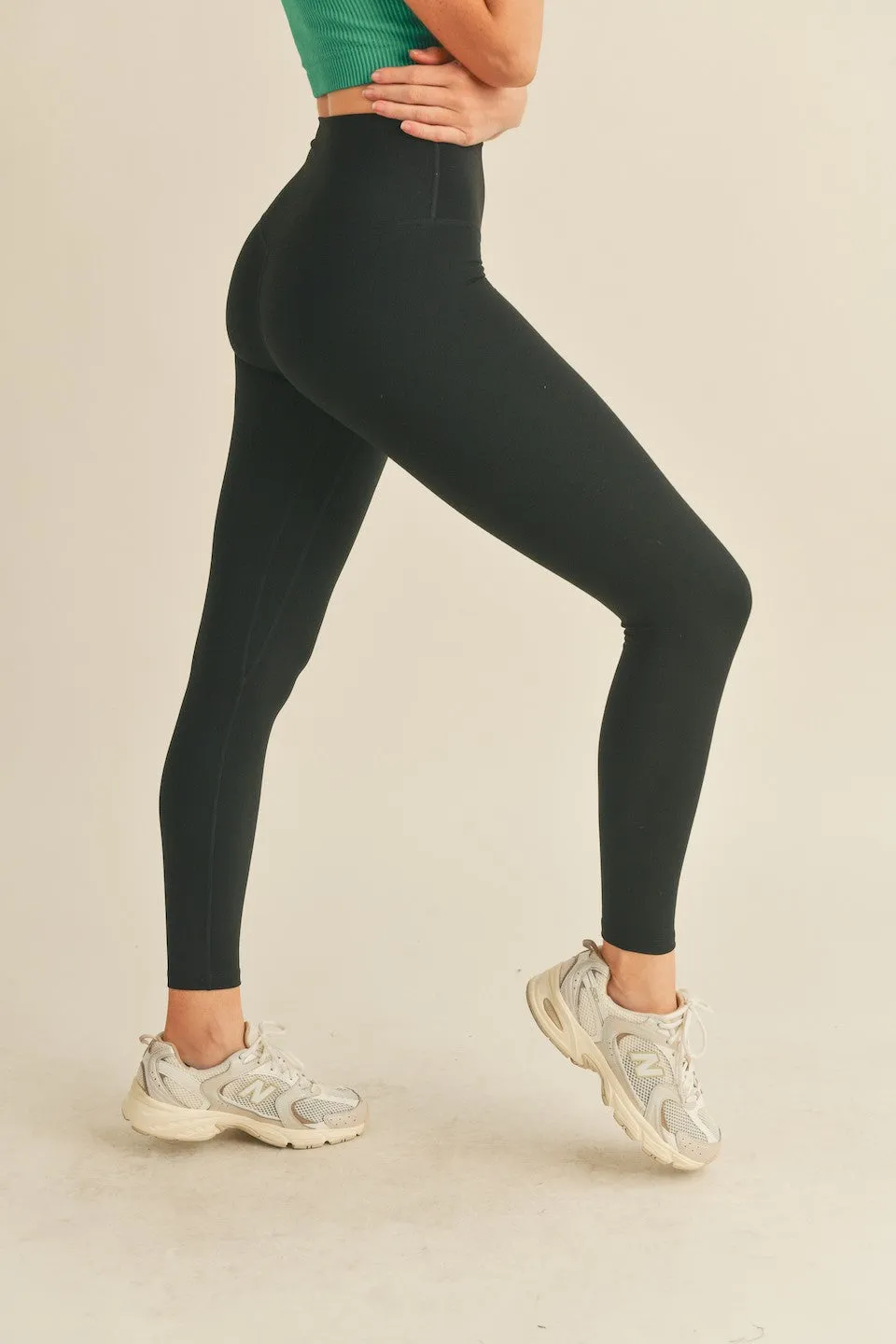 Performace High Rise Leggings sold by Evercado product image thumbnail 2