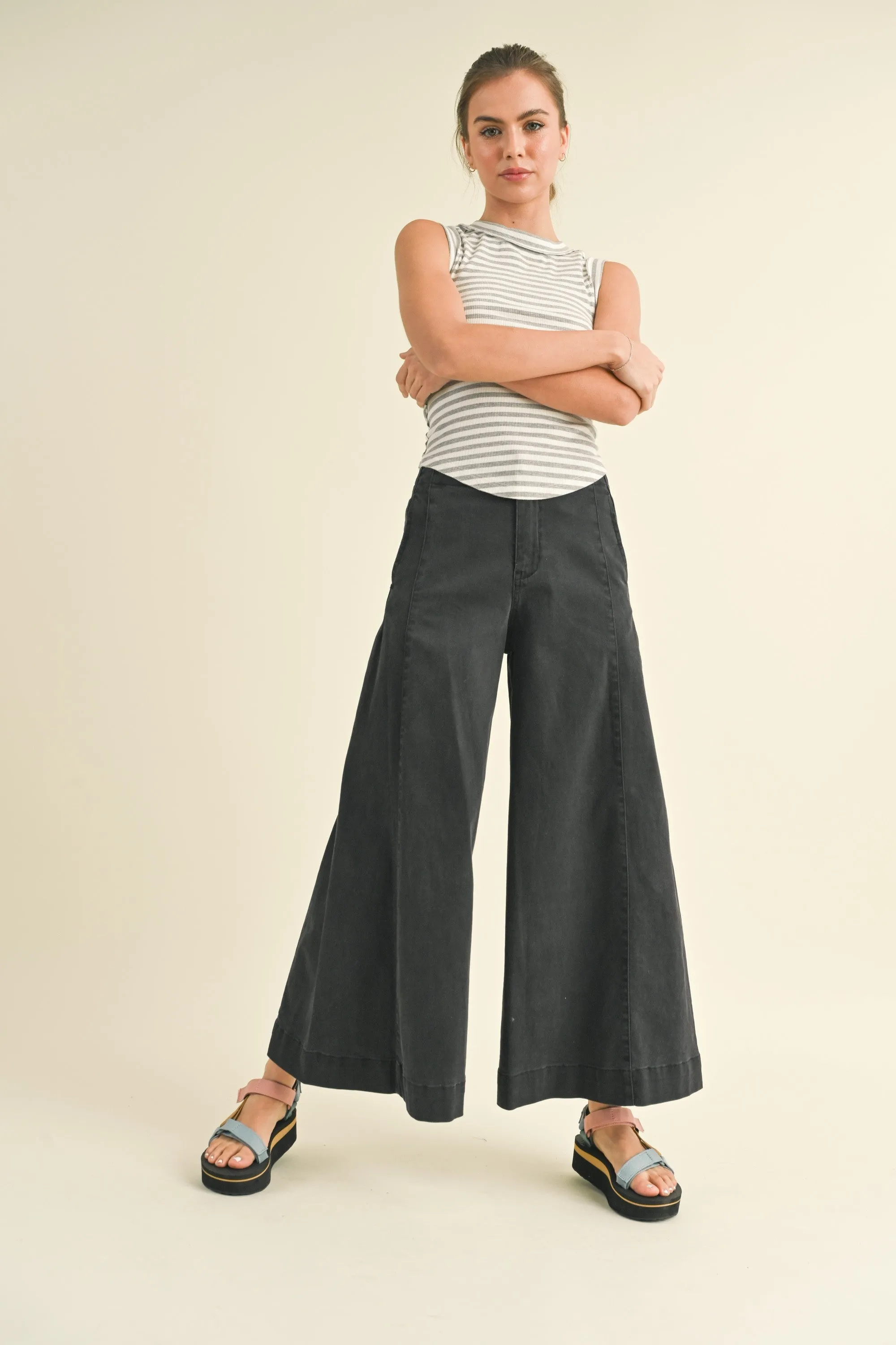 Stretched Wide Leg Premium Pants sold by Evercado product image thumbnail 5