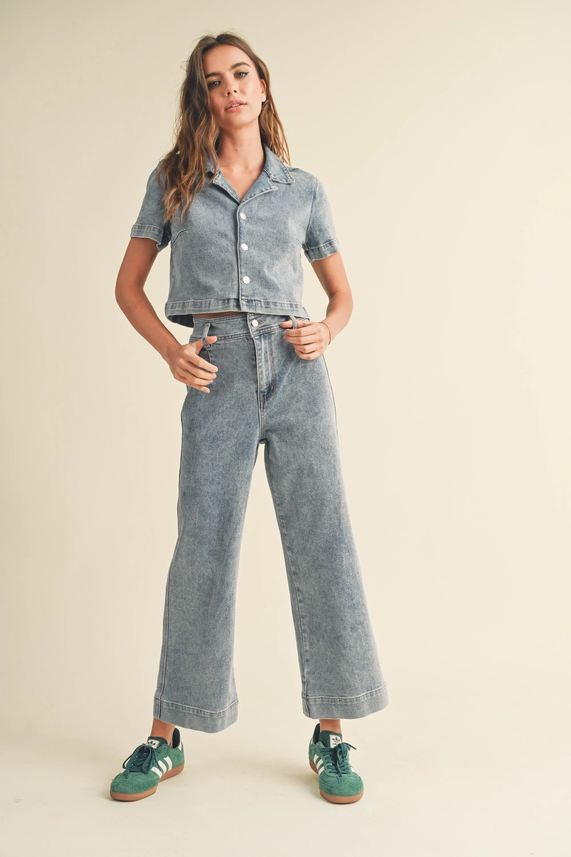 Washed Denim Crop Pants sold by Evercado product image thumbnail 4