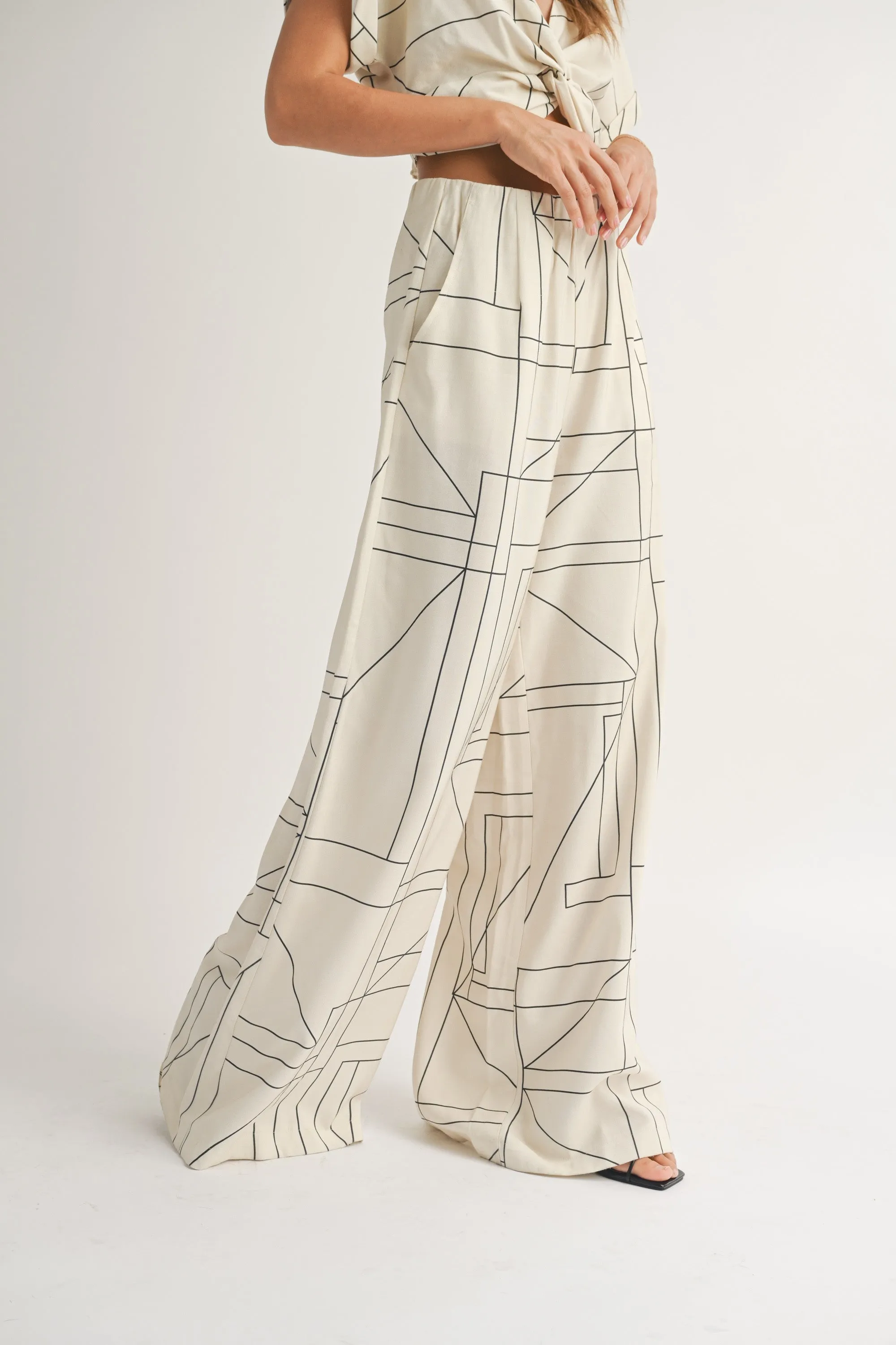 Grid Pattern Wide Leg Pants sold by Evercado product image thumbnail 2