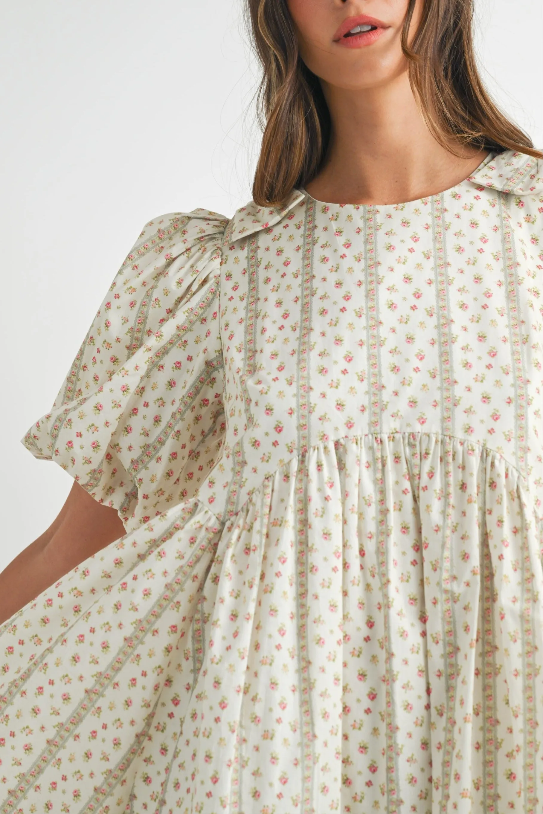 Floral Print Puff Sleeve Mini Dress sold by Evercado product image thumbnail 3