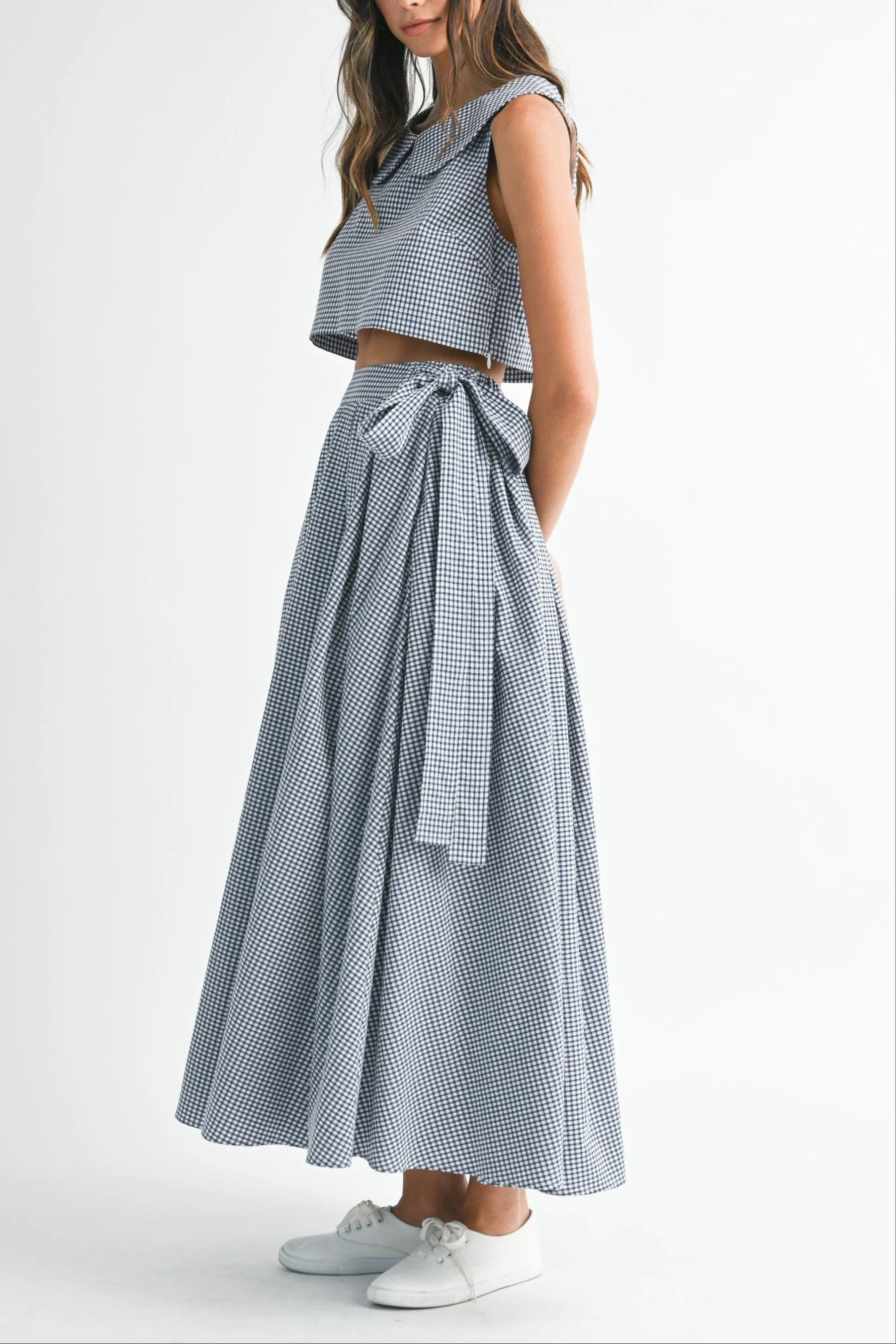 Gingham Cute Collar Crop Top & Maxi Skirt Set sold by Evercado product image thumbnail 3