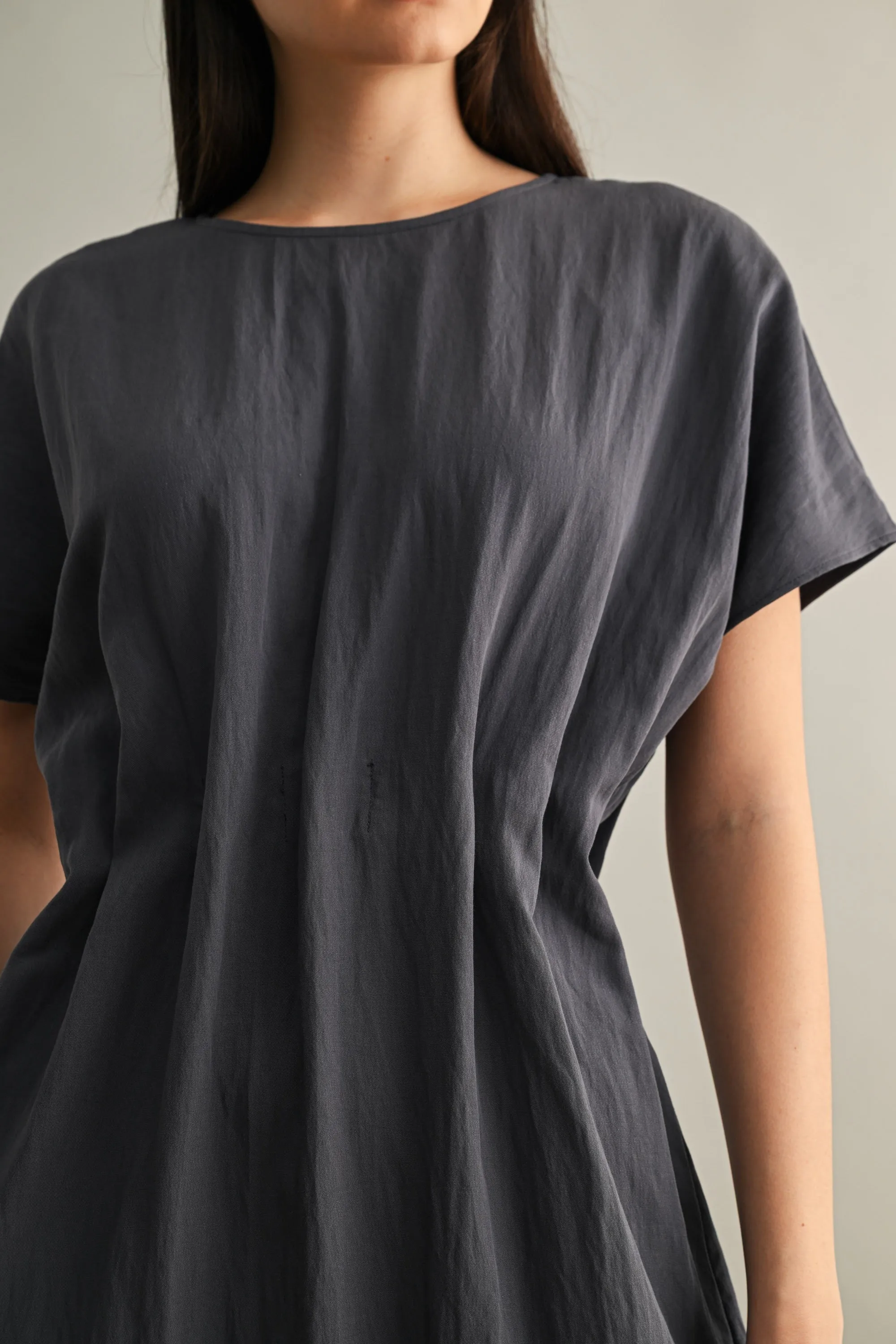 Minimal Short Sleeve Midi Dress with Waist Dart Detail sold by Evercado product image thumbnail 5