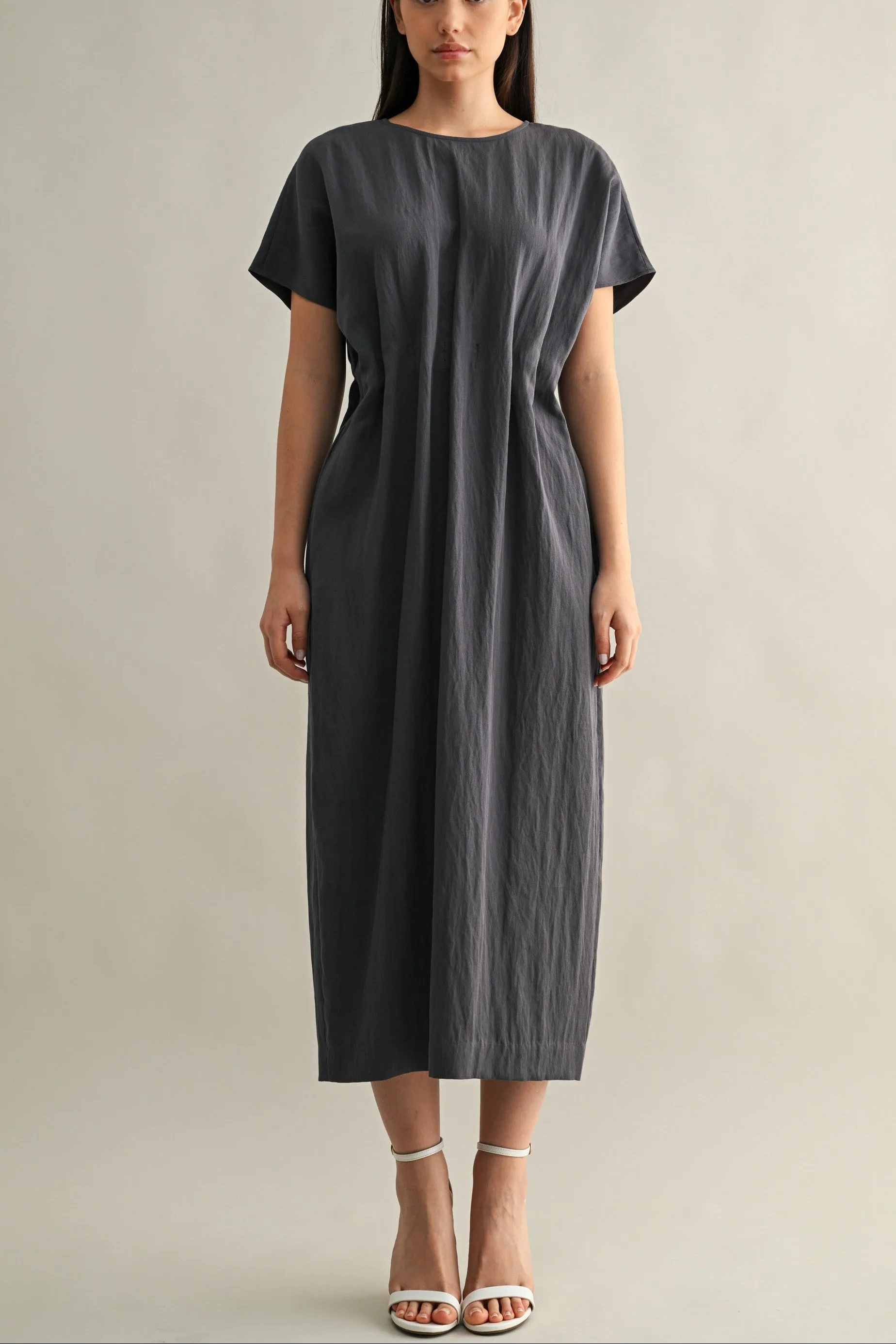 Minimal Short Sleeve Midi Dress with Waist Dart Detail sold by Evercado
