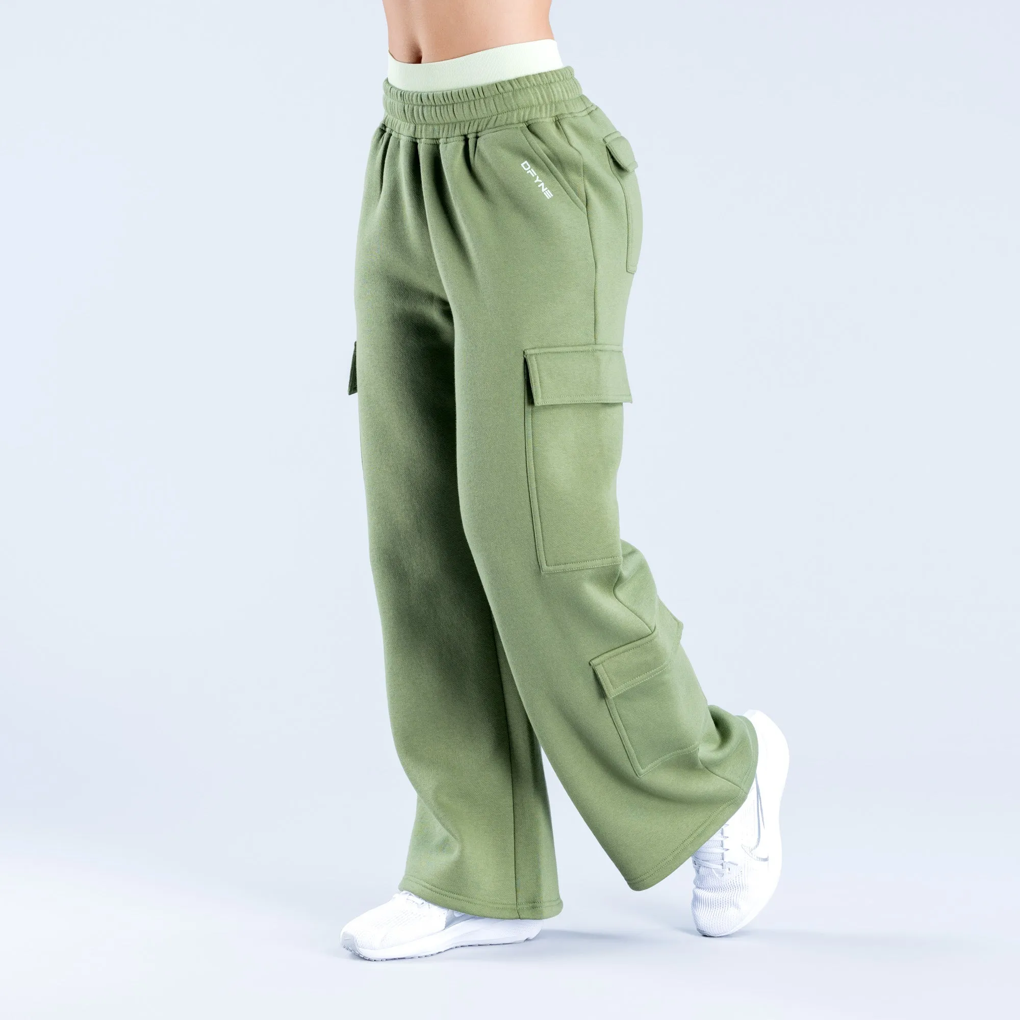 Lanyi Edit Wide Leg Cargo Joggers sold by Dfyne
