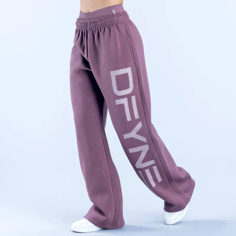 Signature Wide Leg Jogger sold by Dfyne