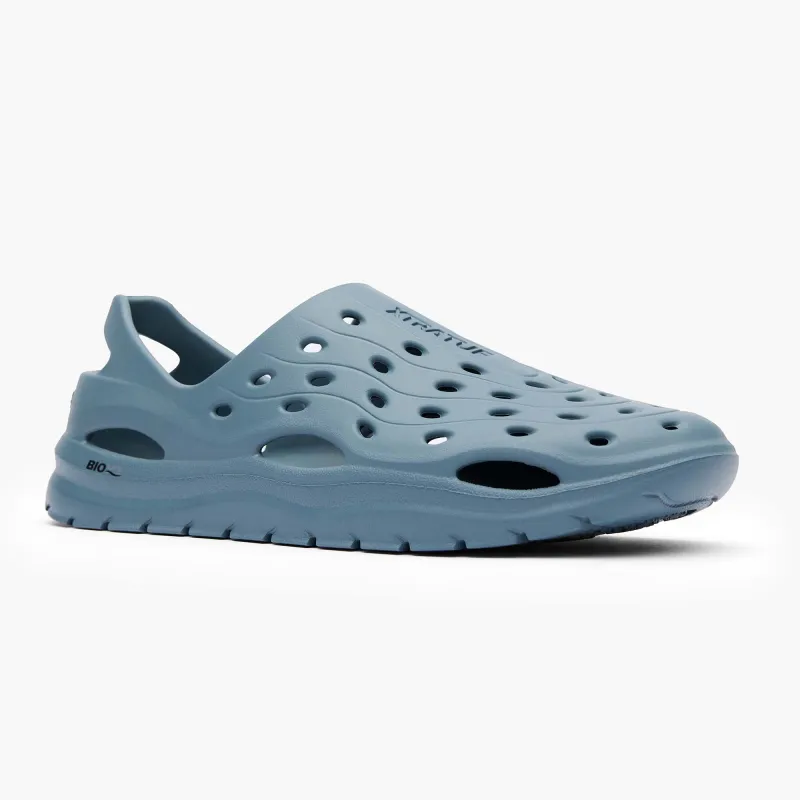 Unisex Riptide Sandal made by XTRATUF